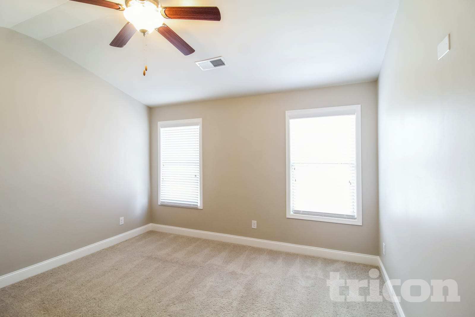 Building Photo - 518 Trickum Hill Dr