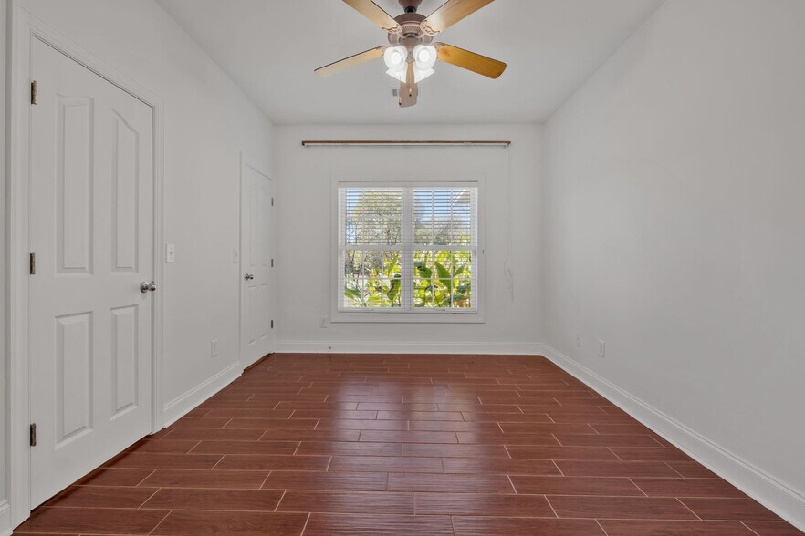 Building Photo - 614 Greene Dr