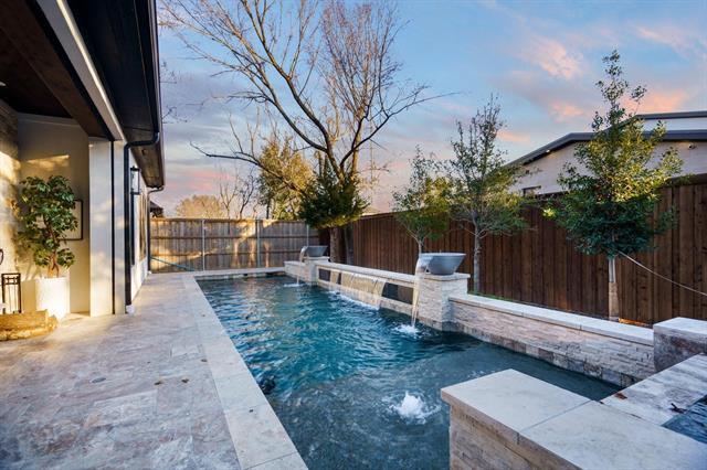 Building Photo - 3300 Jackson Ct