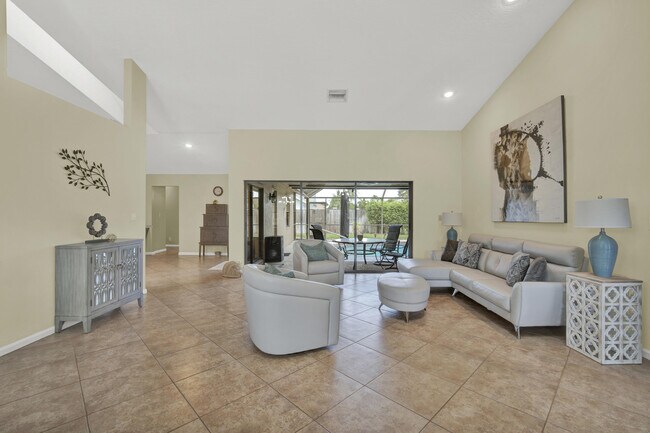 Building Photo - 1835 Staimford Cir