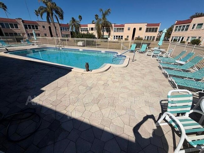 Building Photo - 218 Dogwood Cir