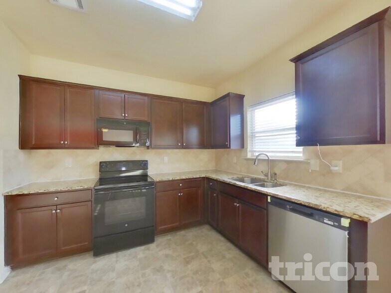 Building Photo - 2348 Centenary Way Ct