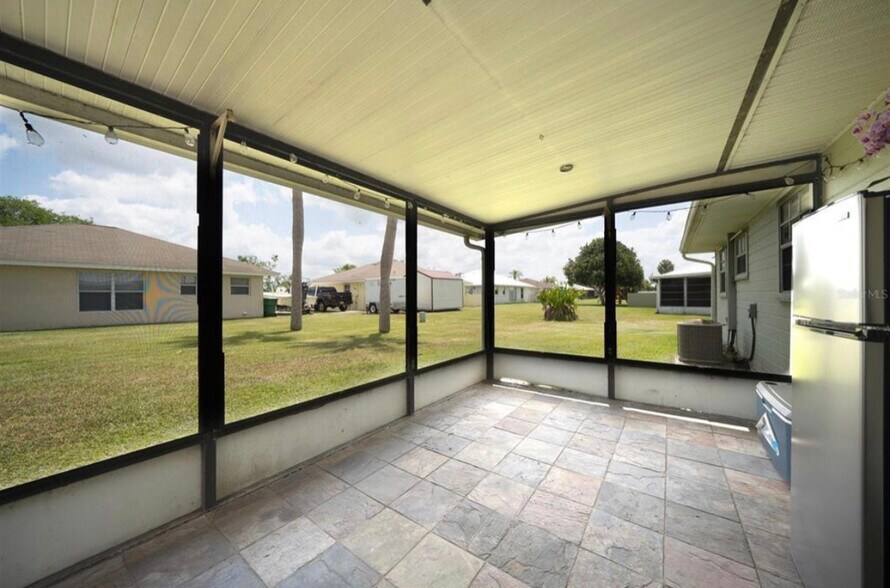 Building Photo - 5103 SE 42nd Trce