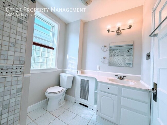Building Photo - 4609 McKinley St