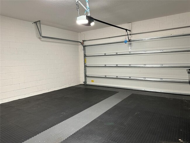 Building Photo - 212 Hamlet Lp