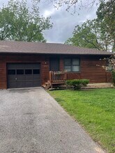 Building Photo - 403-405 S 8th Ave