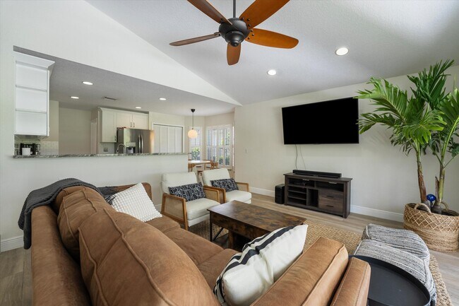 Building Photo - 4033 Bluff Harbor Way