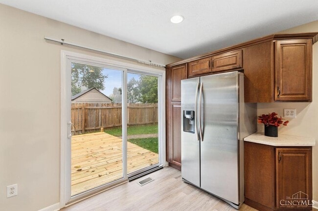 Building Photo - 1420 Broadview Ct