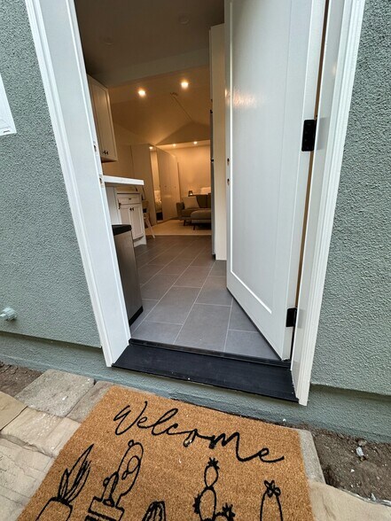 Welcome! - 6353 W 84th St