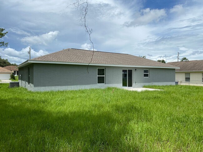 Building Photo - 14780 SW 27 Ct Rd
