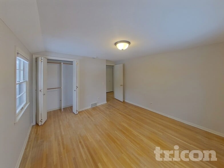 Building Photo - 13408 Colfax Ave S