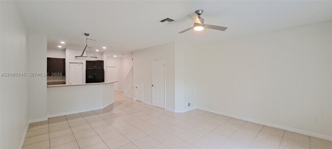 Building Photo - 3526 NW 29th Ct