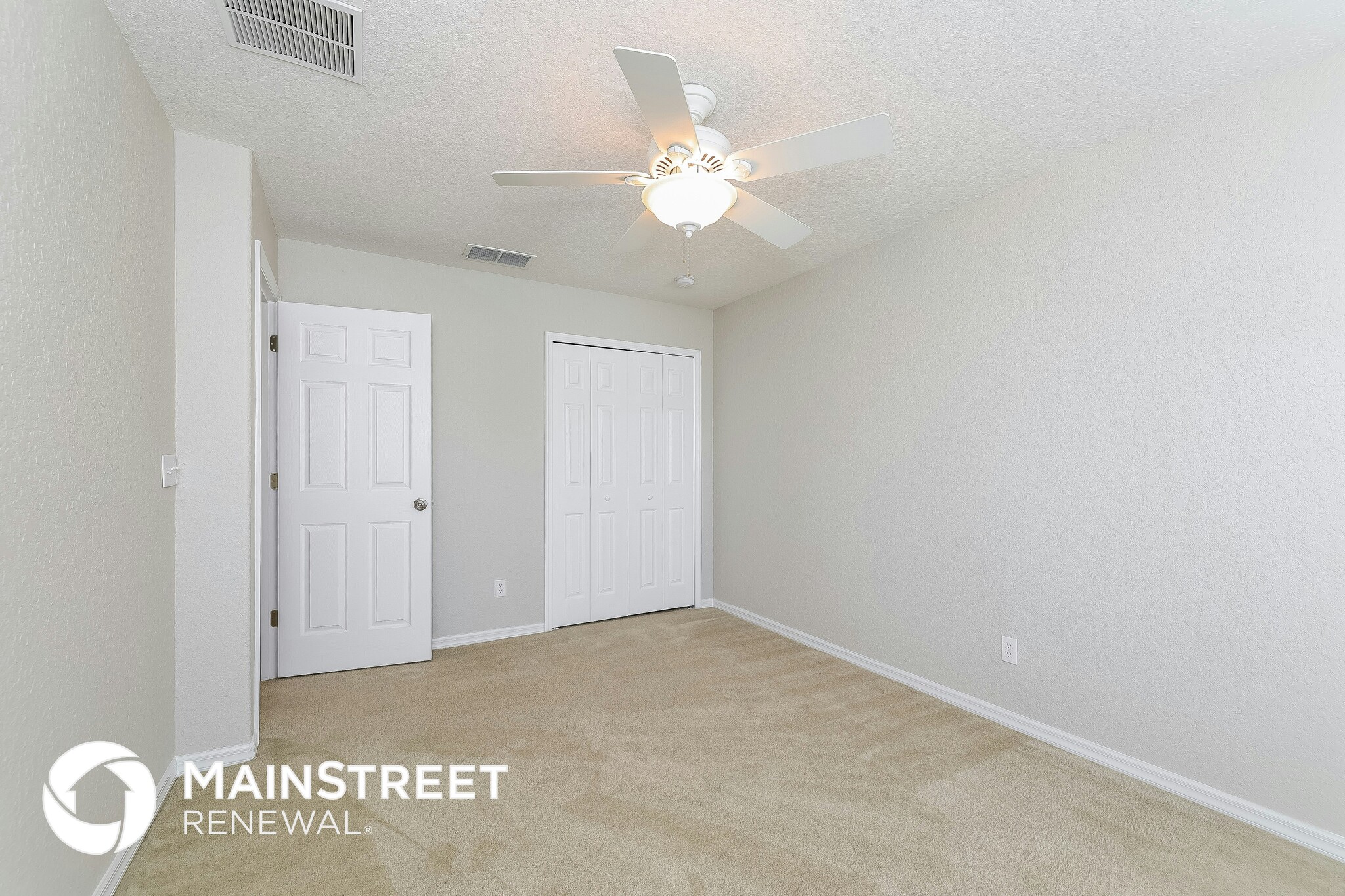 Building Photo - 820 Corvina Dr