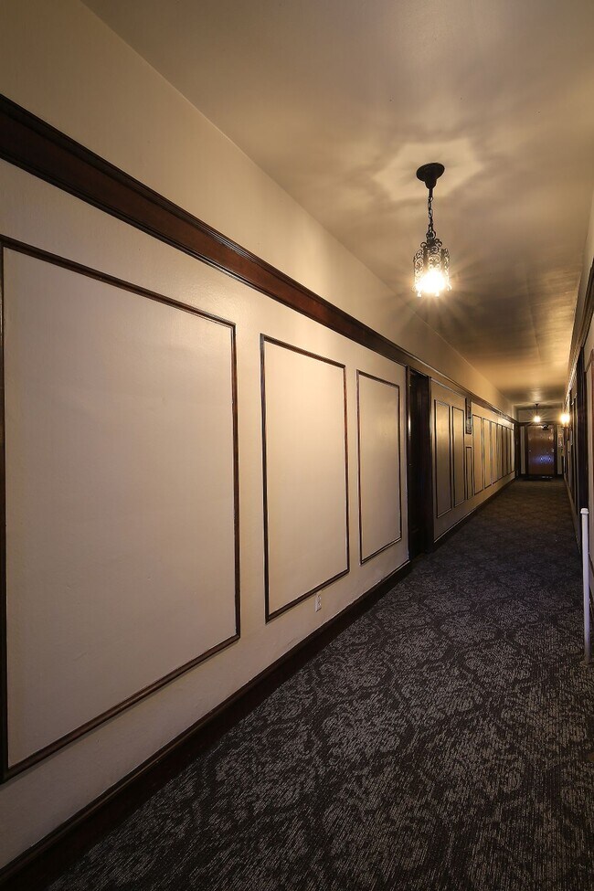 Building Photo - 3600 Aldrich Ave S