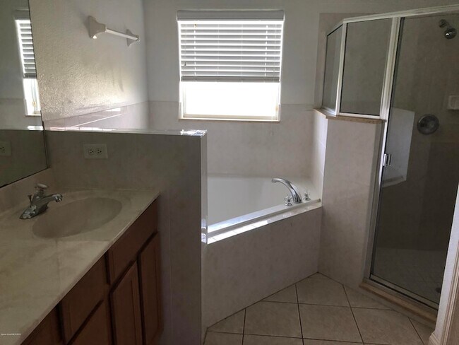 Building Photo - 3577 Hoofprint Dr