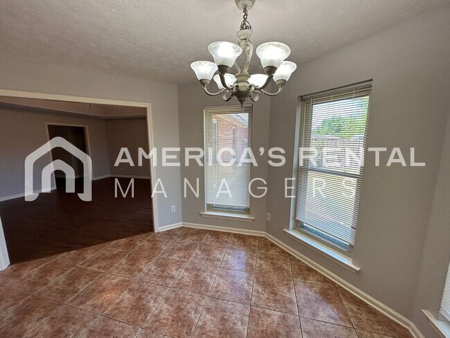 Building Photo - Home for rent in Montgomery!!! Available NOW!!!