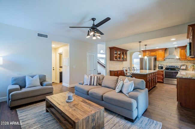 Building Photo - 9145 E Jenan Dr