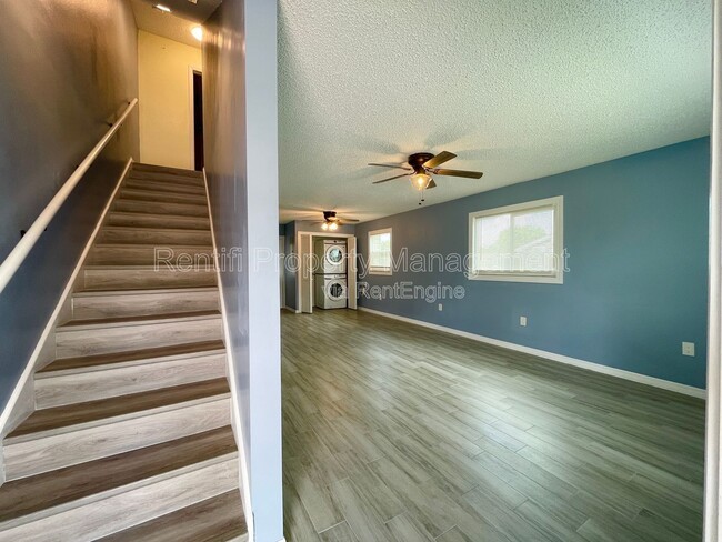 Building Photo - 17325 Whitewater Ct