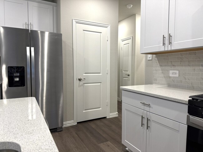 Building Photo - 3915 Marble Fls Dr