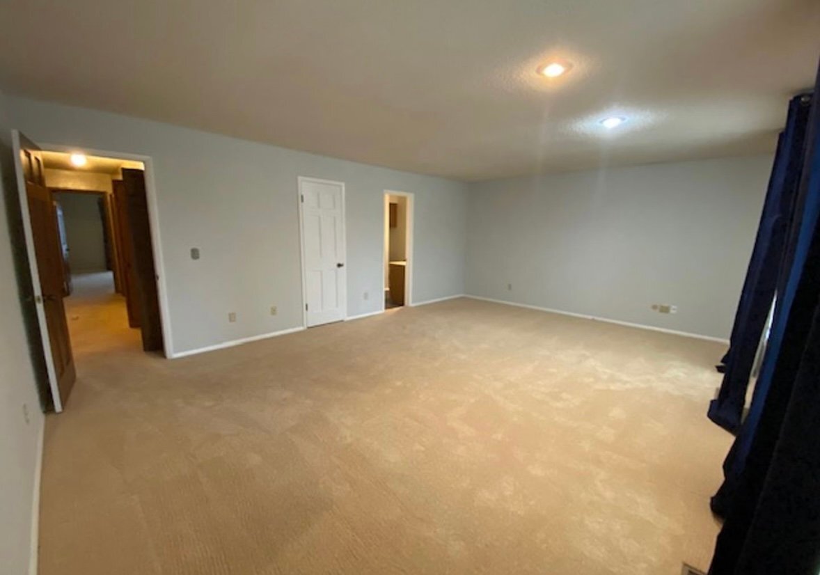 Building Photo - 1242 S Sugar Hill Pl