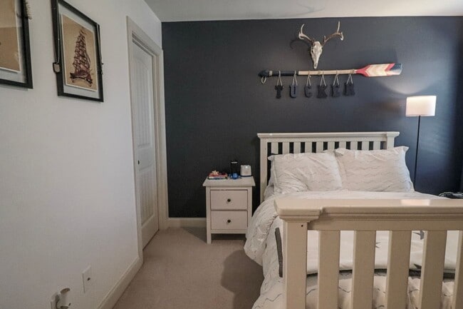 Building Photo - Spacious 4 Bedroom, Pet Friendly with Fenced In Backyard, Mimosa Bay Community Amenities