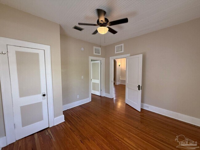 Building Photo - 1721 N 16th Ave