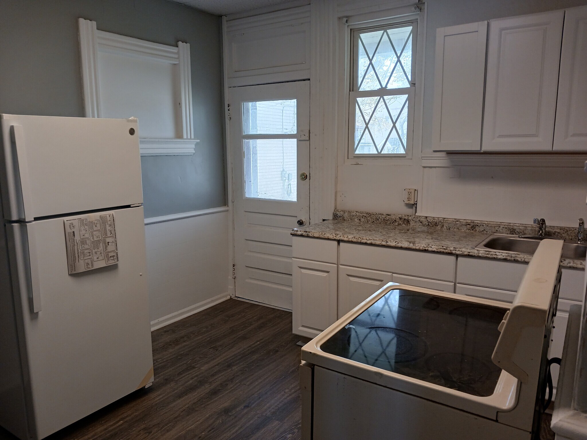 Kitchen - 336 4th St