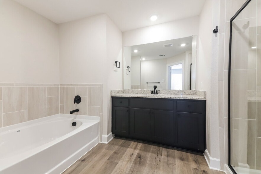 Building Photo - 1115 Windermere Wy