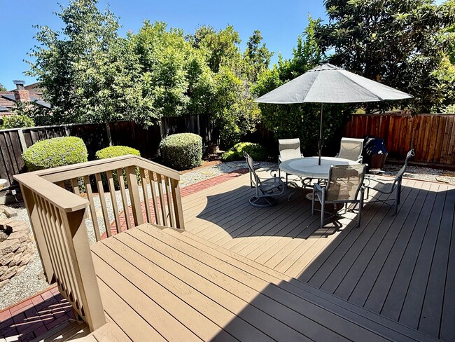 Building Photo - Exceptional Forest Glen Home Near Apple Park & Silicon Valley Tech Campuses