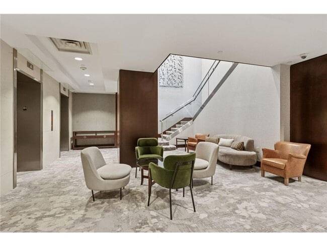 Building Photo - 201 S 11th St