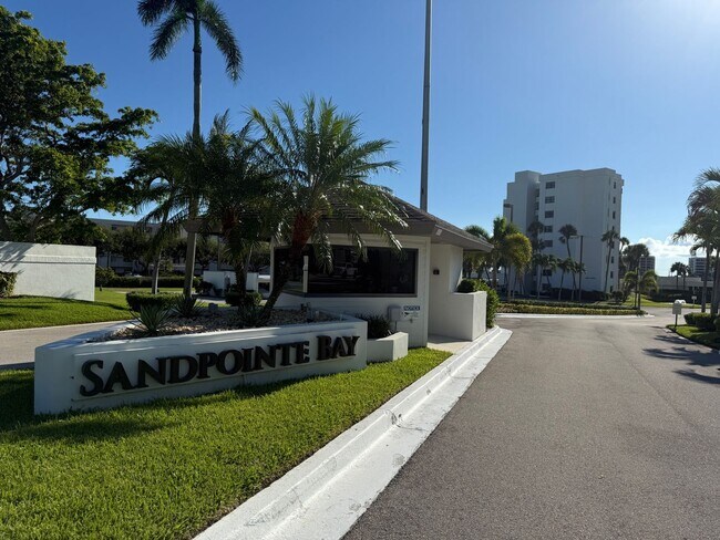 Primary Photo - Luxury, furnished seasonal rental, Tequest...