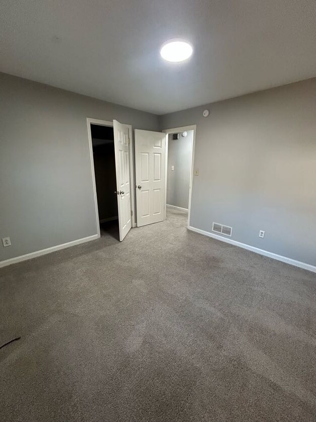 Building Photo - 190 Winston Dr