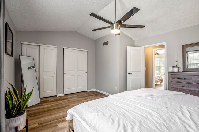 Building Photo - 677 Slate Hollow Ct