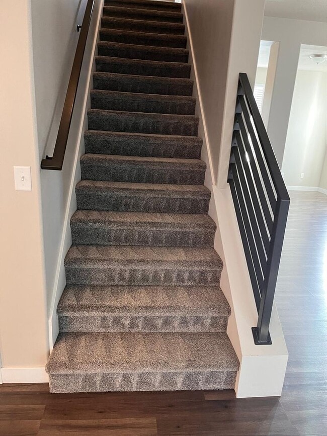 Building Photo - Beautiful Daybreak home for rent!