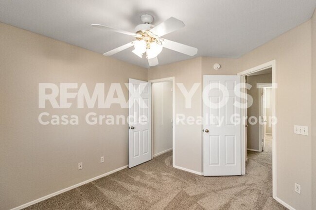 Building Photo - Room to relax and space to entertain with $500 off the first months rent
