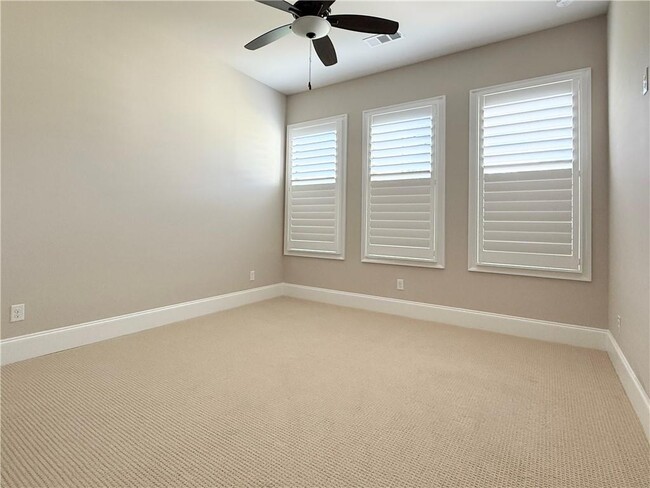Building Photo - 6220 Bellmoore Park Ln