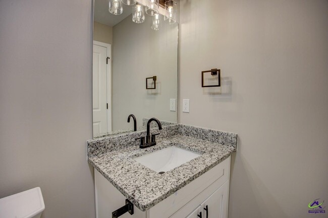 Building Photo - 523 E Chappell St