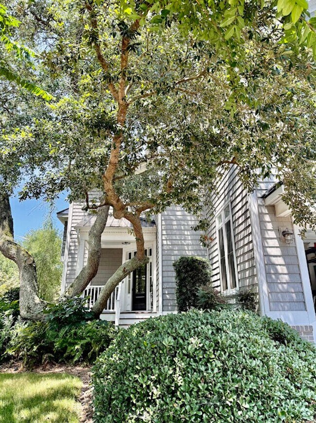 Building Photo - 4 bedroom Ocean Park Single Family
