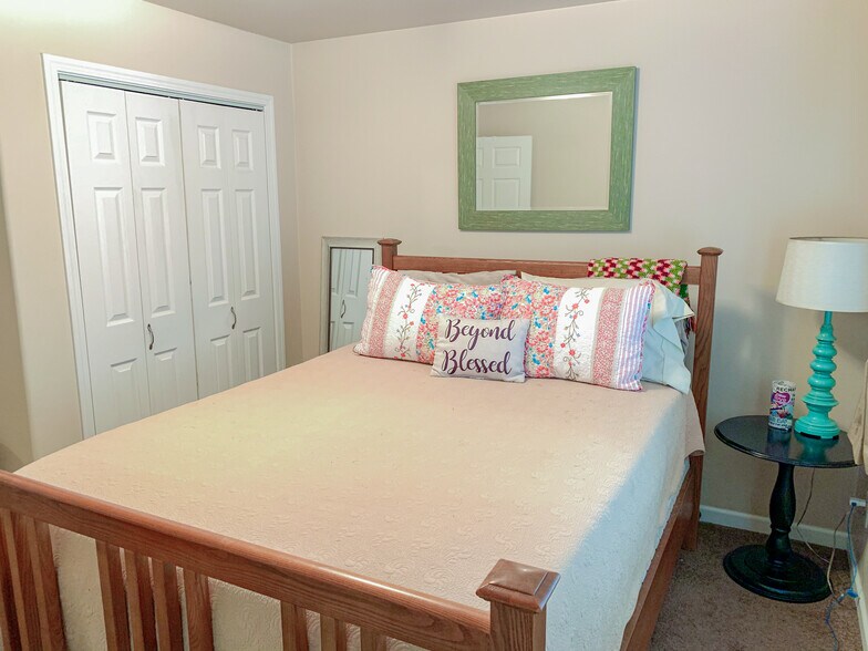 Building Photo - 14318 67th Ave NE