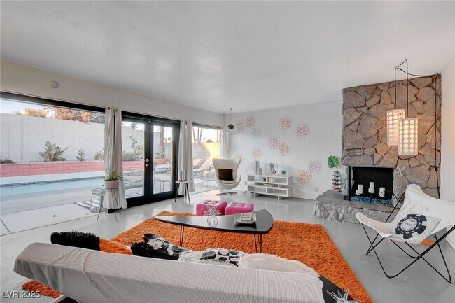 Building Photo - 1558 Aztec Way