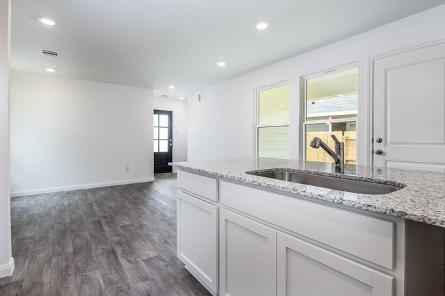 Building Photo - 11982 Midas Ln