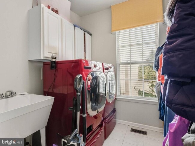 Building Photo - 14301 Autumn Crest Rd