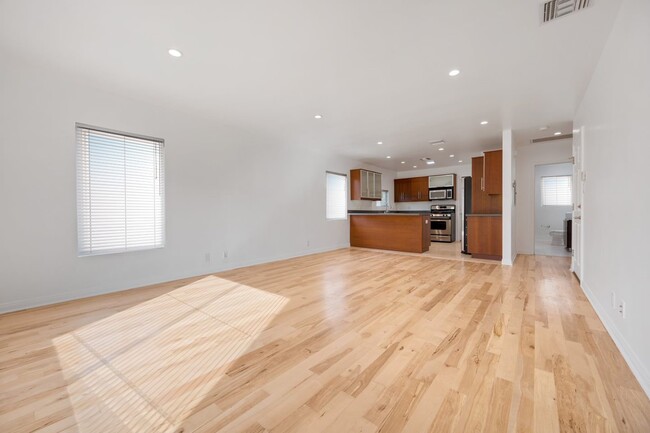 new maple wood floors - 1117 Cochran S Ave