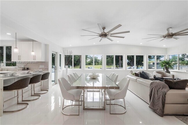 Building Photo - 224 E Acre Dr