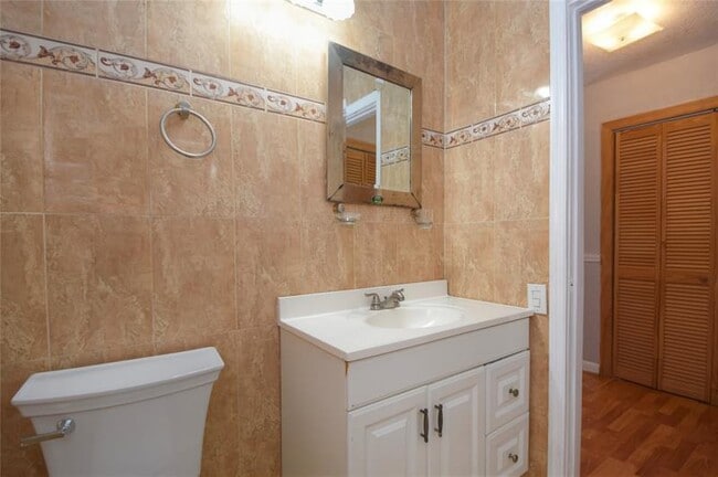 Building Photo - 5385 SW 8th Ct