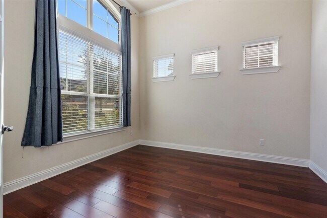 Building Photo - 8417 Evelina Trail