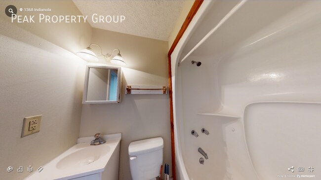 Building Photo - 1366-1368 Indianola Avenue-1368 Indianola Avenue