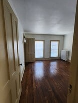 Building Photo - 1113 Orchard St