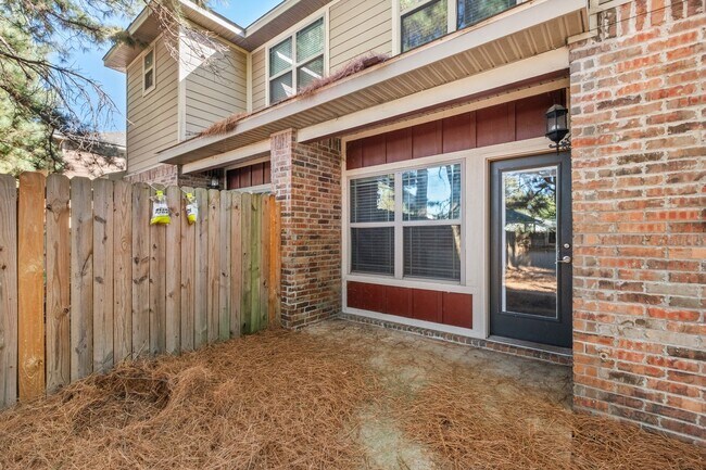 Building Photo - The Perfect Rental in Rupple Meadows!
