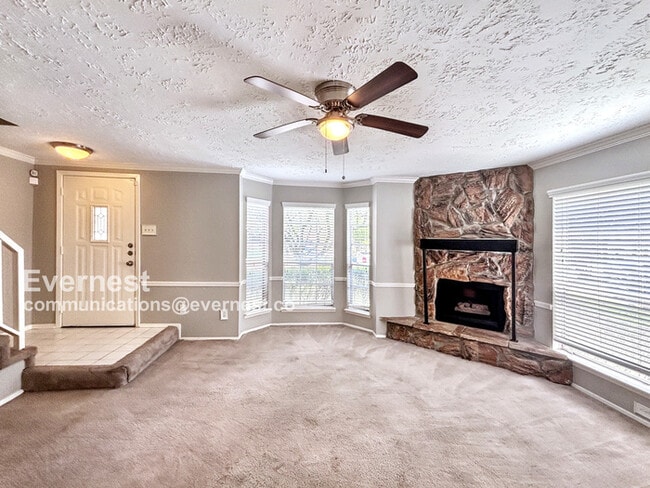 Building Photo - 14815 Wind Cave Ln